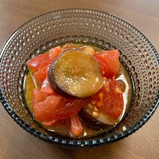 【箸がとまらない♡】焼き茄子とトマトのマリネ